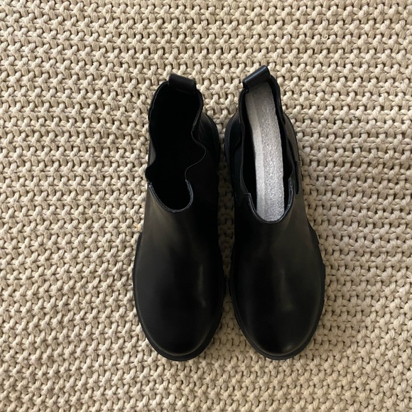 Urban Outfitters Chunky sole boots - Picture 3 of 6